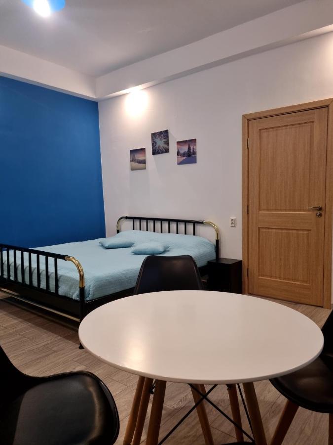 Evu Long Street Apartment Brasov Ngoại thất bức ảnh