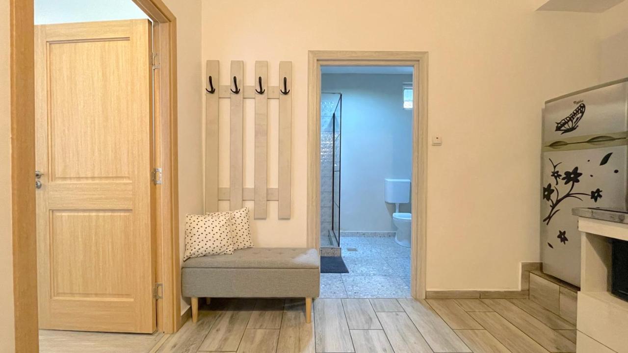 Evu Long Street Apartment Brasov Ngoại thất bức ảnh