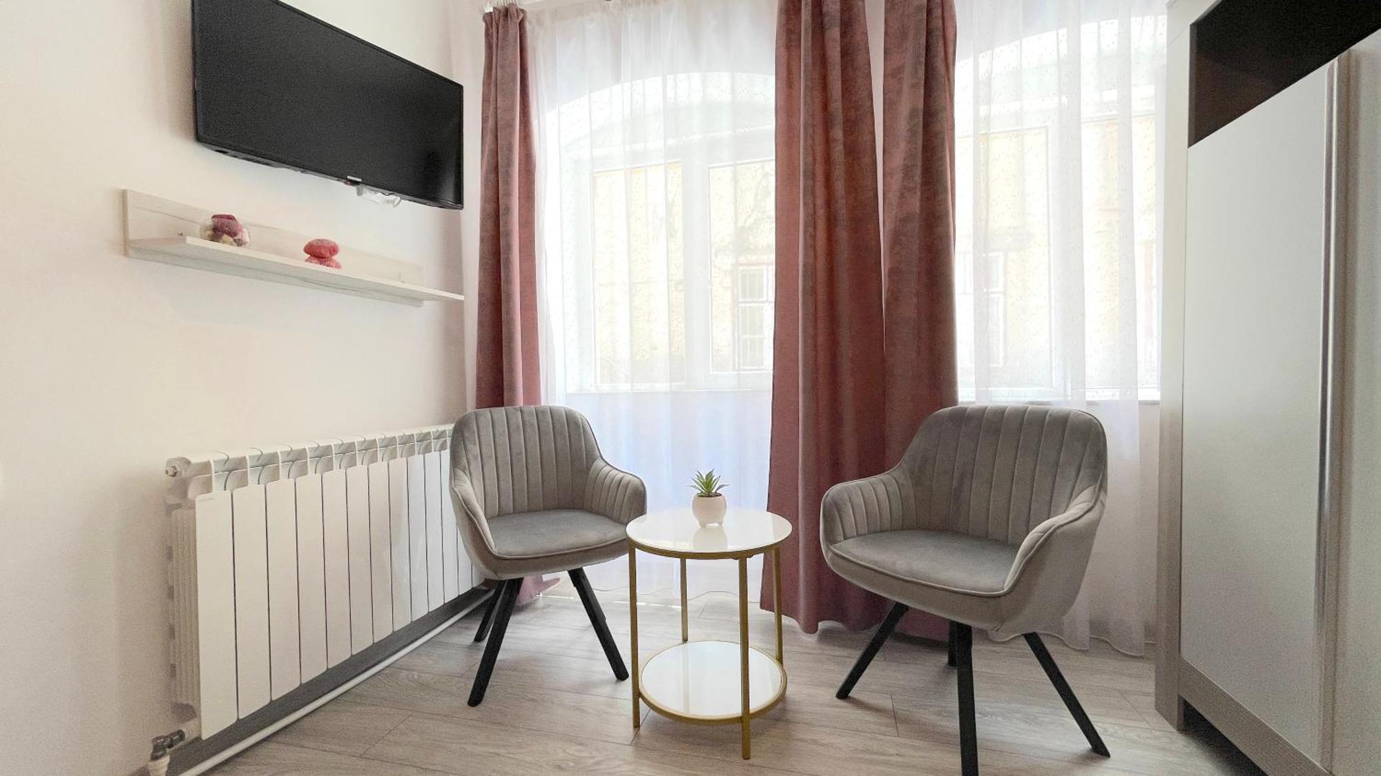 Evu Long Street Apartment Brasov Ngoại thất bức ảnh