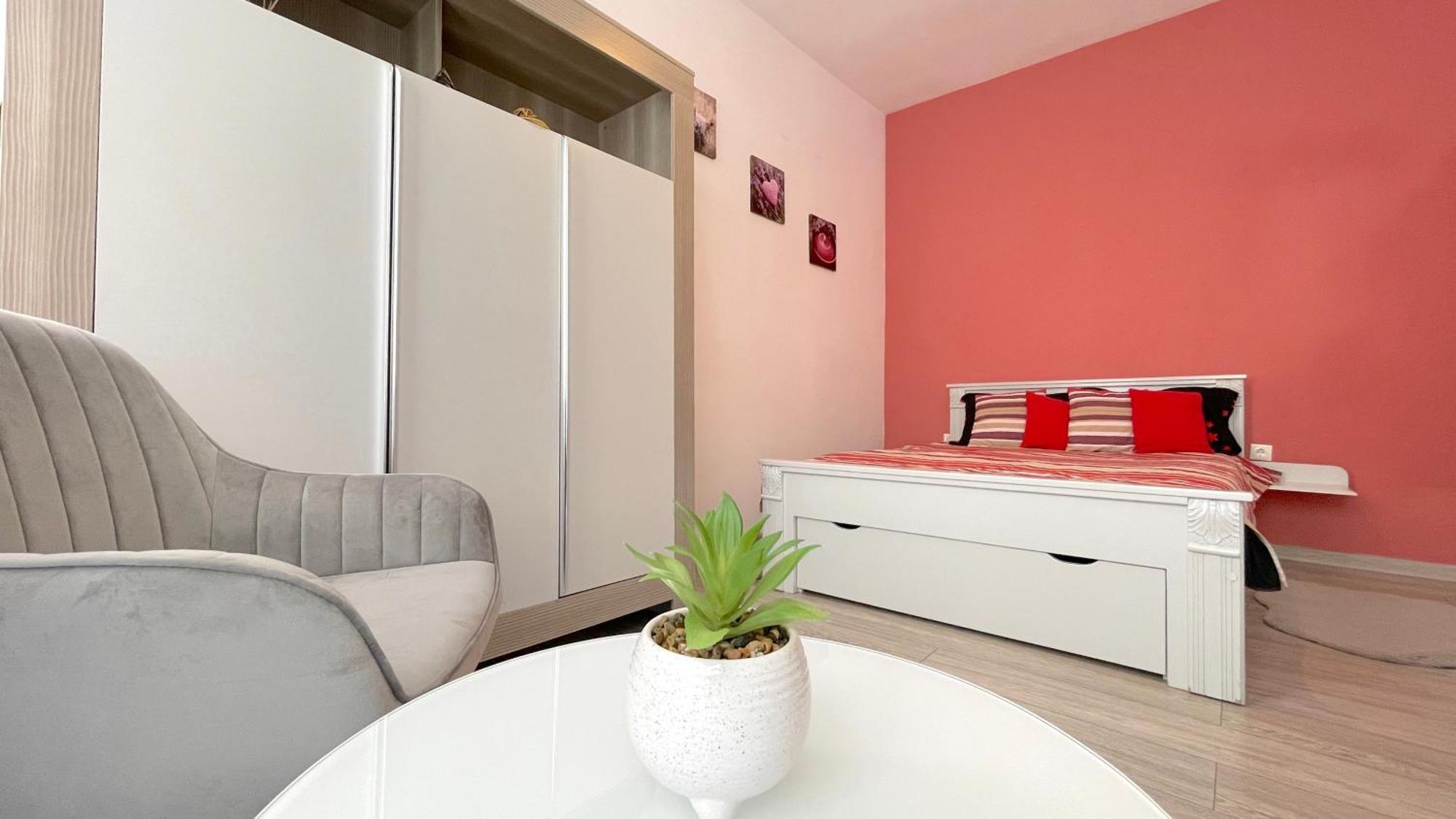 Evu Long Street Apartment Brasov Ngoại thất bức ảnh